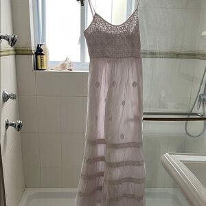 Chic White Lace Chemise